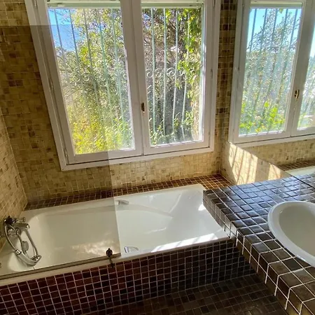 Vue Epoustouflante Villa *